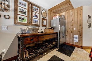 6241 33 Highway - Photo 14