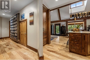 6241 33 Highway - Photo 15