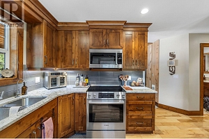 6241 33 Highway - Photo 18