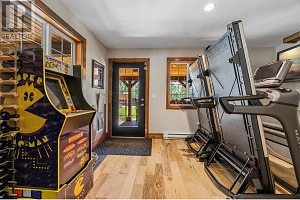 6241 33 Highway - Photo 33