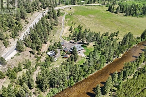 6241 33 Highway - Photo 4