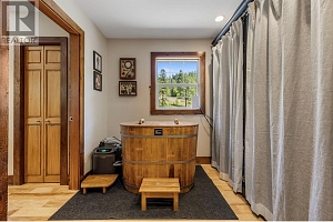 6241 33 Highway - Photo 44