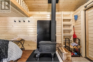 6241 33 Highway - Photo 48