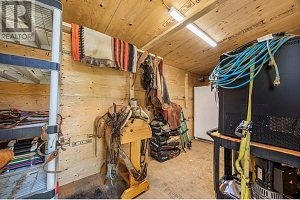 6241 33 Highway - Photo 79