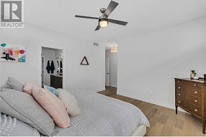 2558 Crown Crest Drive - Photo 22