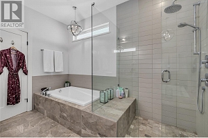 2558 Crown Crest Drive - Photo 24