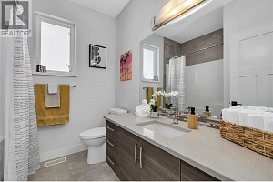 2558 Crown Crest Drive - Photo 29