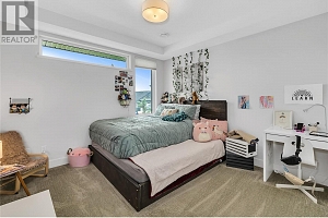 2558 Crown Crest Drive - Photo 35