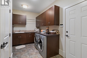 1492 Gregory Road - Photo 22