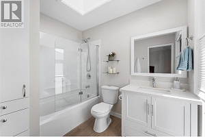 420 West Avenue - Photo 25