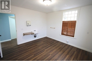 3411 32 Avenue - Photo 9