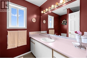 378 McTavish Crescent - Photo 33