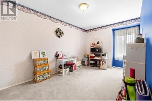 378 McTavish Crescent - Photo 37