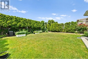 378 McTavish Crescent - Photo 4