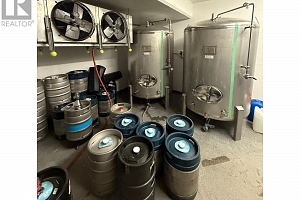 2405 Main Street - Photo 17
