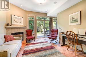 4356 Beach Avenue Unit# 6 - Photo 32