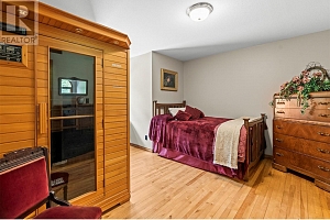 53 Cawley Road - Photo 38