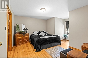 53 Cawley Road - Photo 40