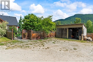 53 Cawley Road - Photo 61