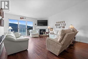 4470 Ponderosa Drive Unit# 201 - Photo 7