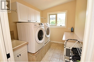 9003 Cherry Lane - Photo 48