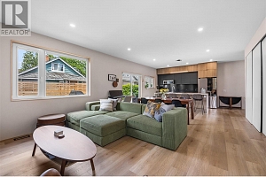 949 & 951 Coronation Avenue - Photo 15