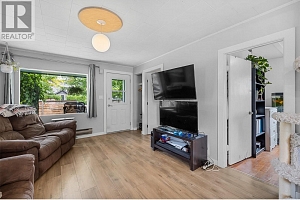 949 & 951 Coronation Avenue - Photo 48