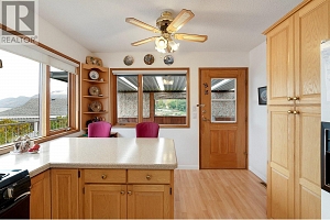 6514 Ferguson Place - Photo 7