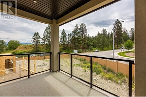 1681 Harbour View Crescent - Photo 15