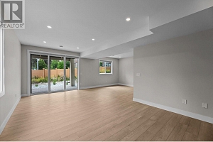 1681 Harbour View Crescent - Photo 25