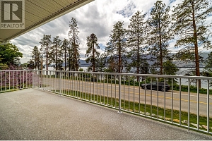 11041 Okanagan Centre Road W - Photo 22