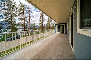 11041 Okanagan Centre Road W - Photo 24
