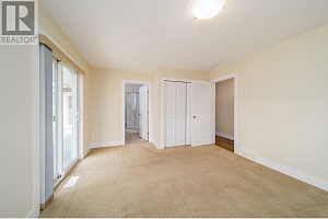 11041 Okanagan Centre Road W - Photo 30