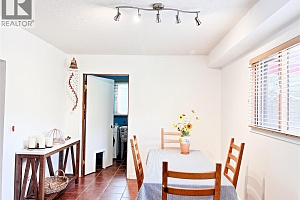 6422 Mack Road - Photo 18
