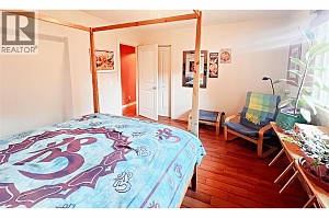 6422 Mack Road - Photo 34