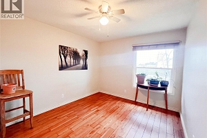 6422 Mack Road - Photo 37