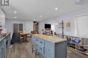 3381 Village Green Way Unit# 33 - Photo 10