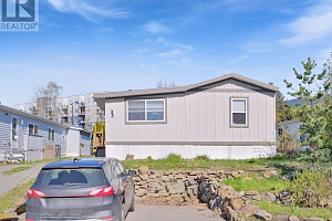 3381 Village Green Way Unit# 33 - Photo 2