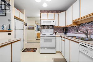 180 Hollywood Road Unit# 111 - Photo 12