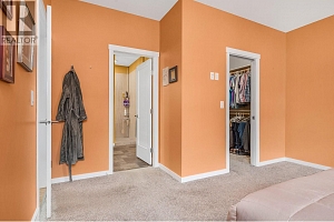 2367 Oglow Drive - Photo 17
