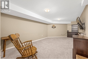 2367 Oglow Drive - Photo 29