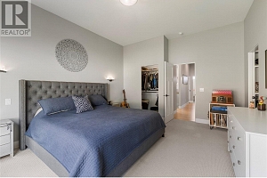 2846 Canyon Crest Drive - Photo 28