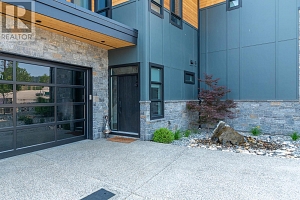 175 Predator Ridge Drive Unit# 3 - Photo 3