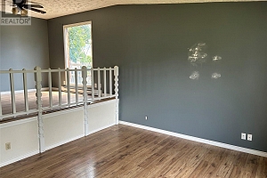 2571 Lakeshore Road - Photo 14