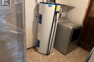 2571 Lakeshore Road - Photo 18