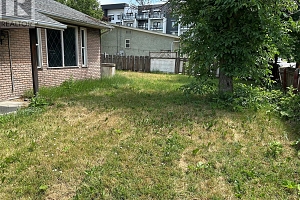 2571 Lakeshore Road - Photo 3