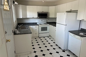 2571 Lakeshore Road - Photo 6