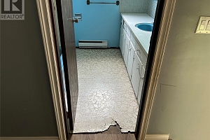 2571 Lakeshore Road - Photo 8