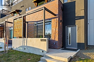 1228 Pacific Avenue - Photo 3