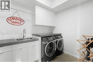 3194 Dunster Road - Photo 55